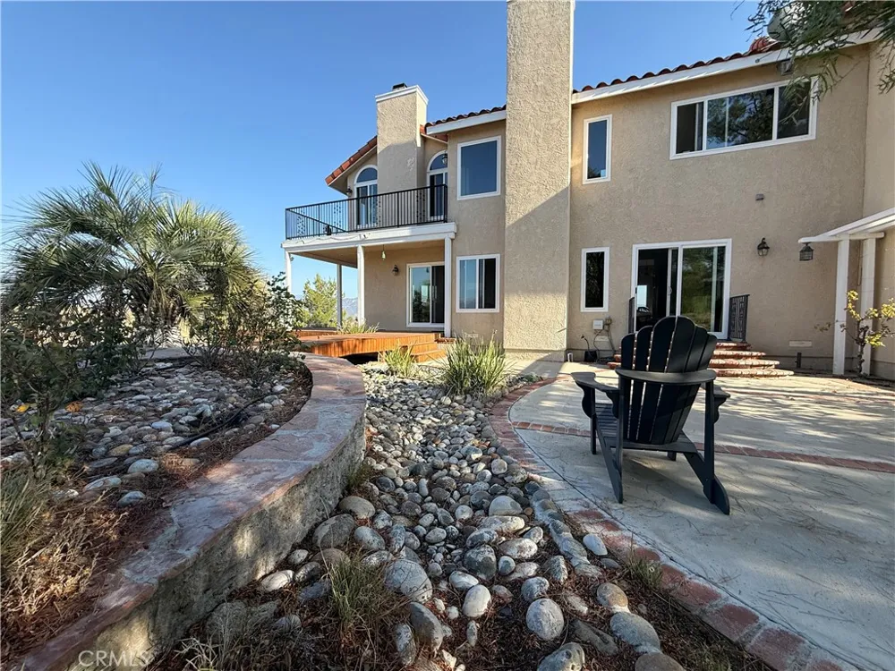 32080 Avenida Donari Agua Dulce, CA 91390