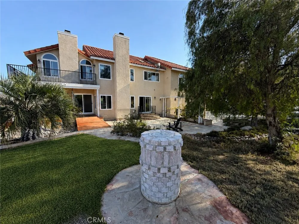 32080 Avenida Donari Agua Dulce, CA 91390