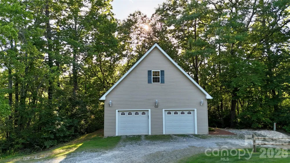 552 Coxes Creek Church Road Marion, NC 28752