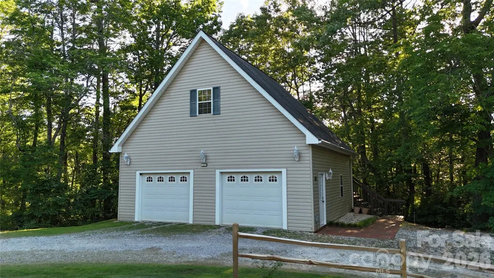 552 Coxes Creek Church Road Marion, NC 28752