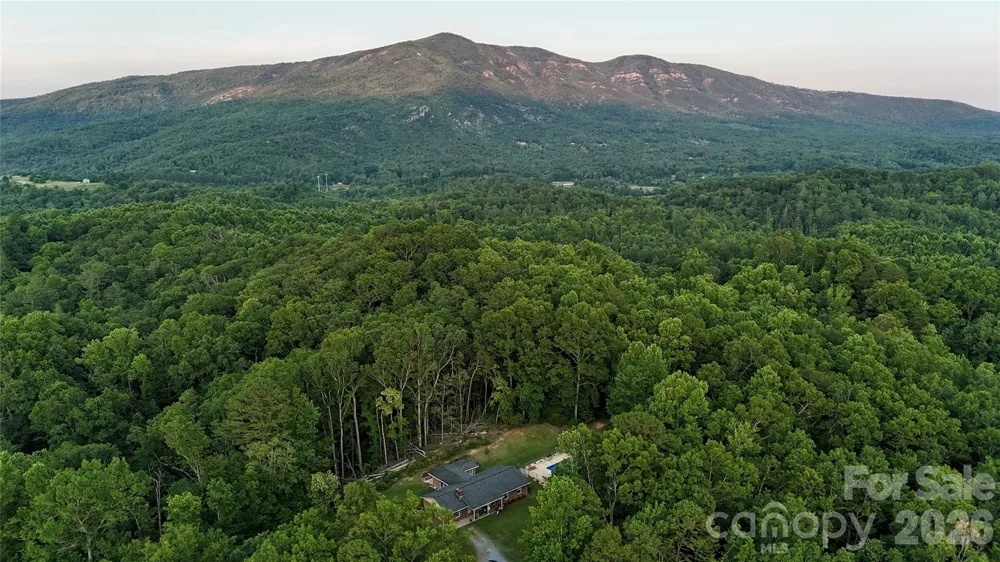 552 Coxes Creek Church Road Marion, NC 28752