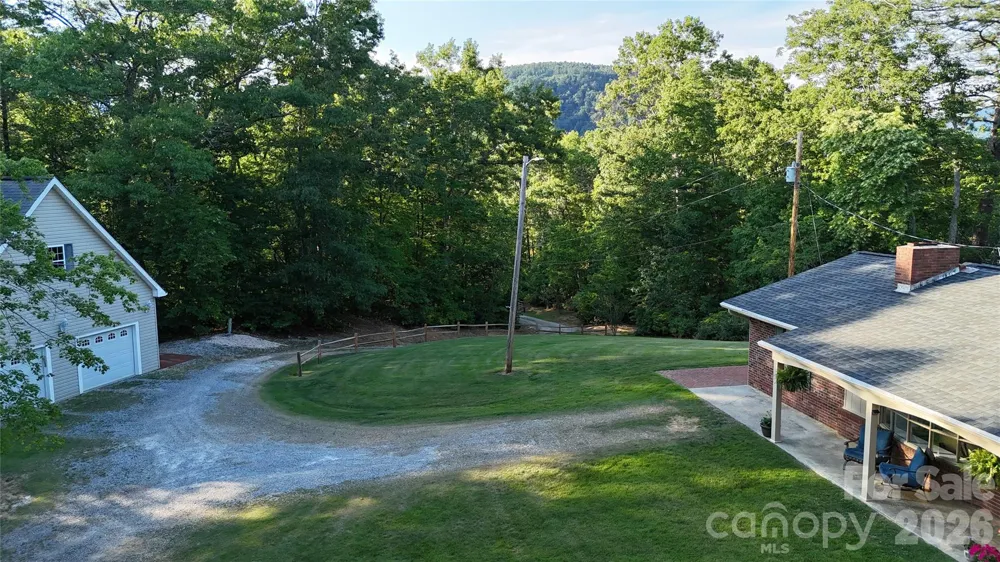 552 Coxes Creek Church Road Marion, NC 28752