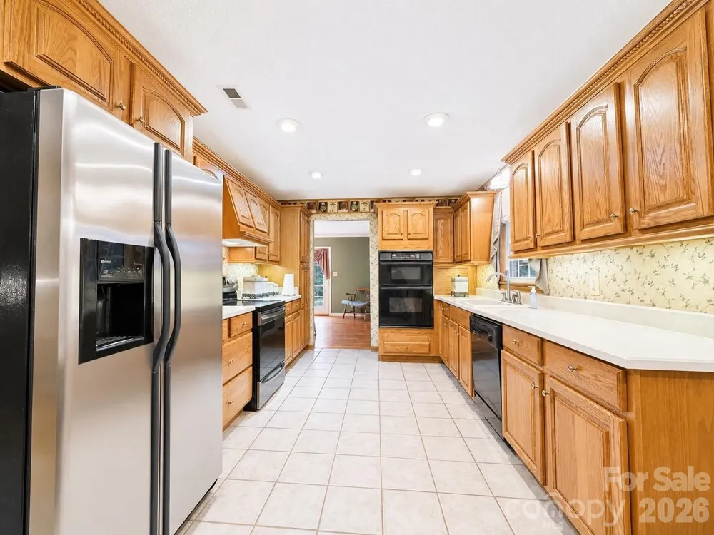 552 Coxes Creek Church Road Marion, NC 28752