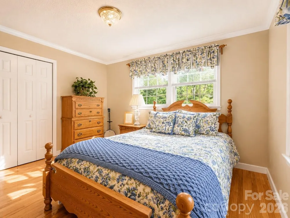 552 Coxes Creek Church Road Marion, NC 28752