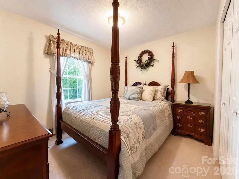552 Coxes Creek Church Road Marion, NC 28752