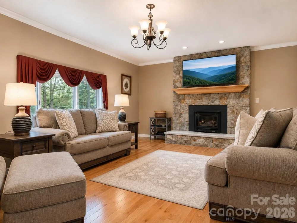 552 Coxes Creek Church Road Marion, NC 28752
