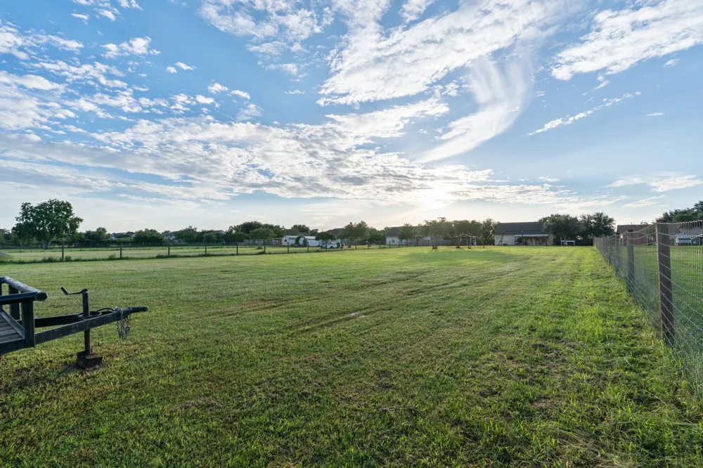 5942 Wild Flower Road Sealy, TX 77474