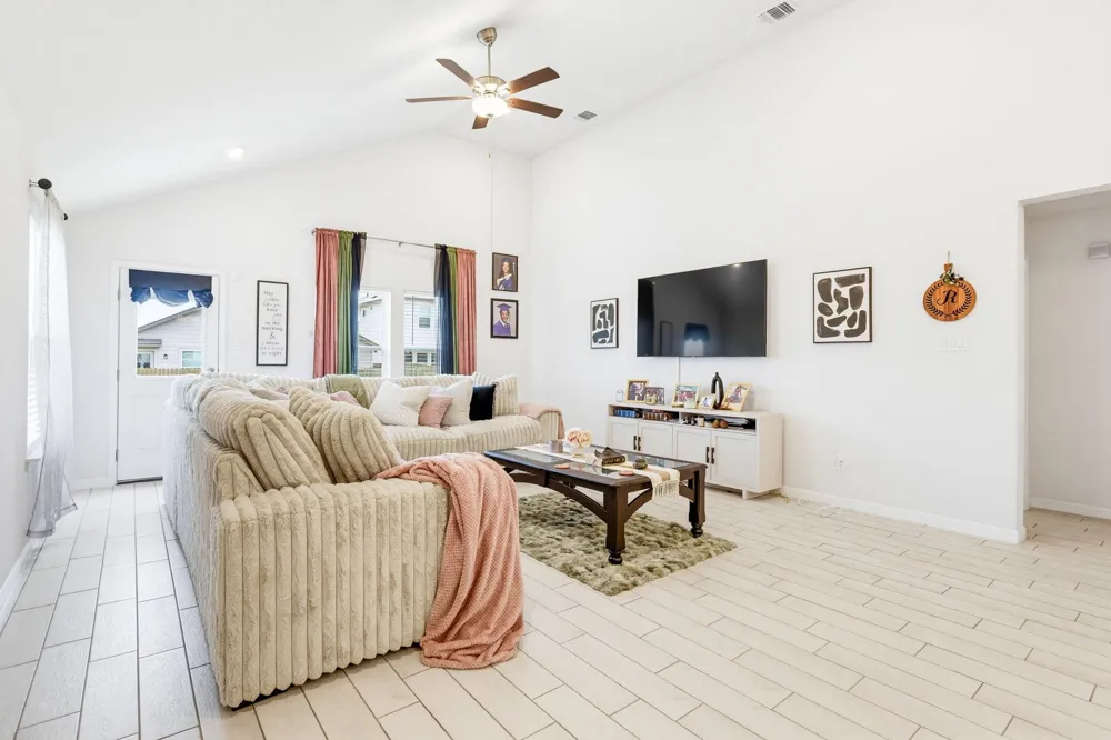 316 Windstar Road Liberty Hill, TX 78642