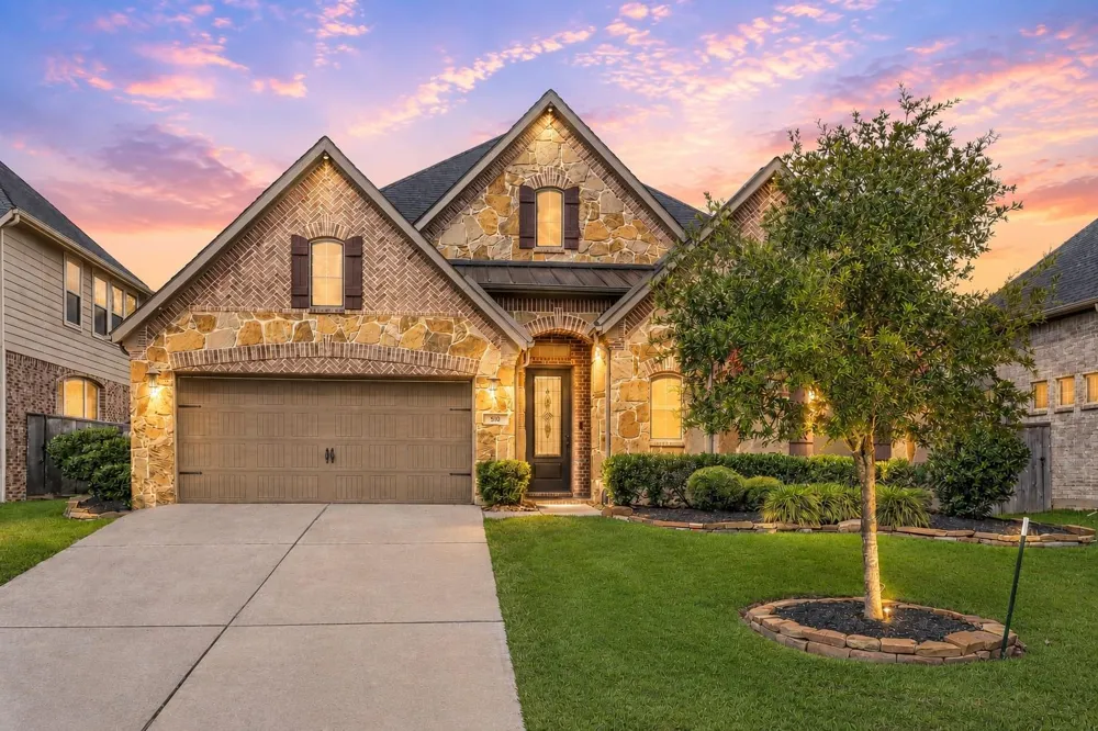 510 Blossom Cove Court Pinehurst, TX 77362