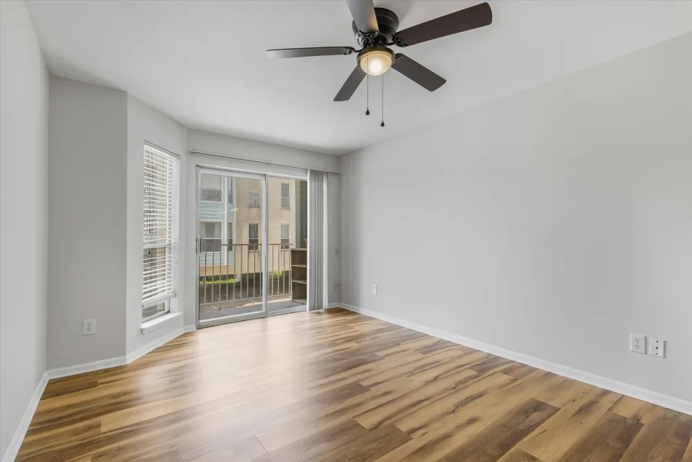 18617 Egret Bay Boulevard #1107 Webster, TX 77058