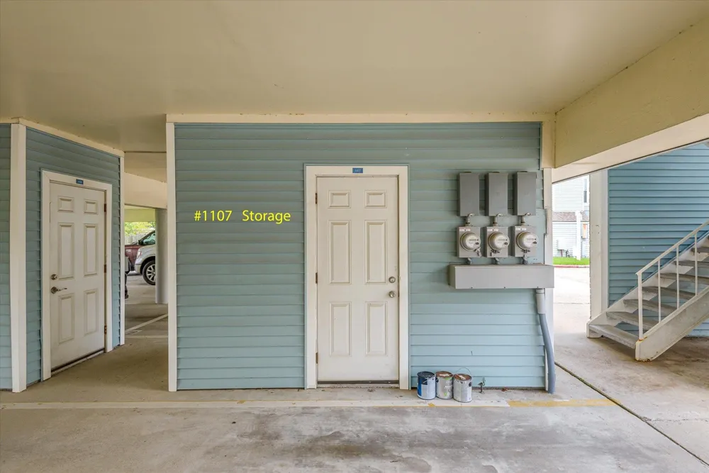 18617 Egret Bay Boulevard #1107 Webster, TX 77058