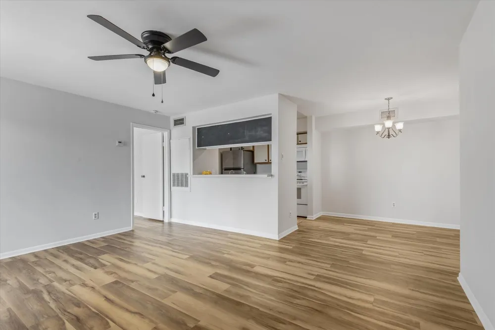 18617 Egret Bay Boulevard #1107 Webster, TX 77058