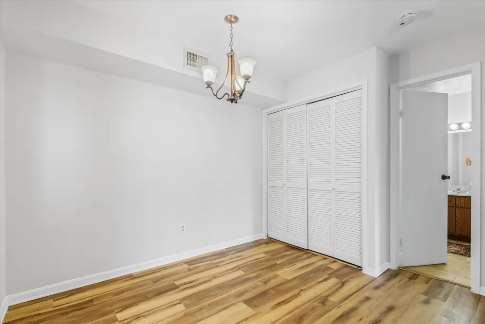 18617 Egret Bay Boulevard #1107 Webster, TX 77058