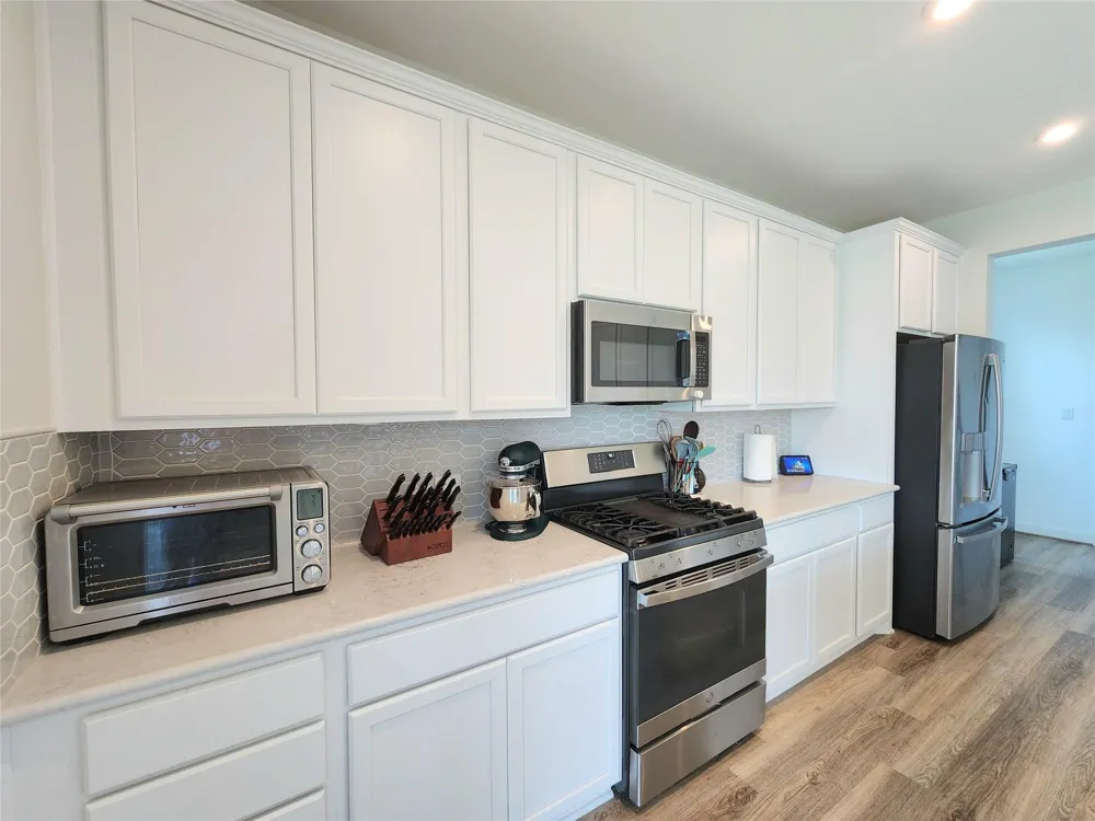13302 Henrietta Plaza Manor, TX 78653