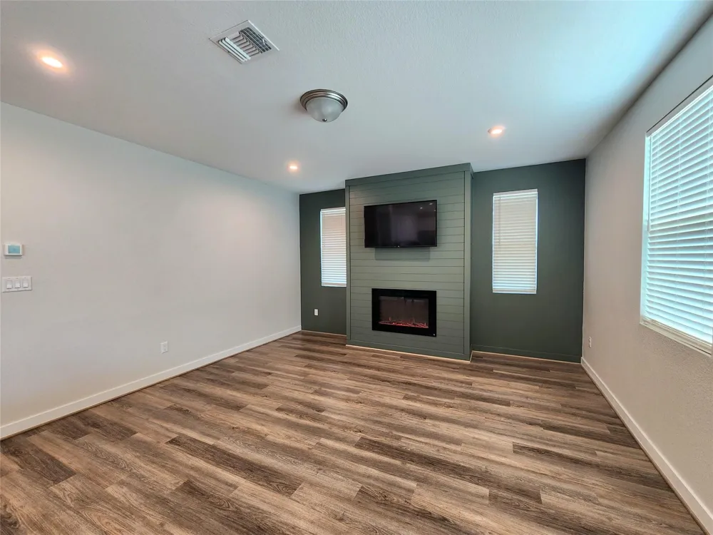 13302 Henrietta Plaza Manor, TX 78653