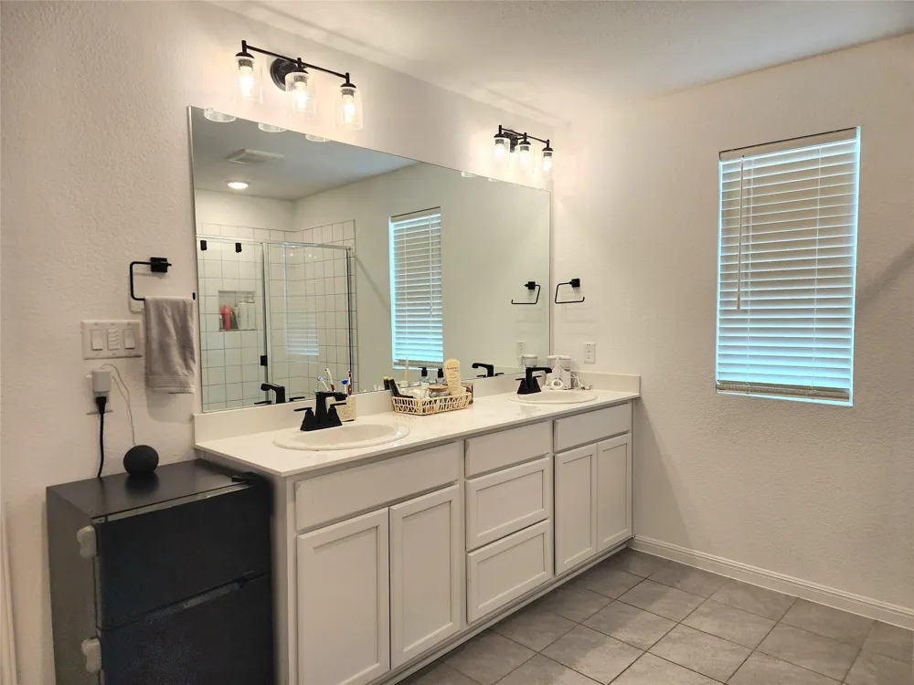 13302 Henrietta Plaza Manor, TX 78653