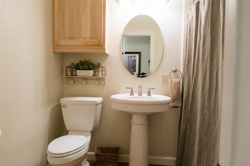 248 Jzj Lane La Grange, TX 78945