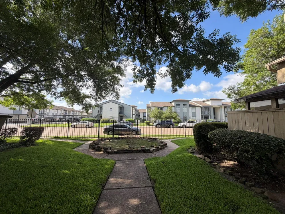 9333 Pagewood Lane Houston, TX 77063