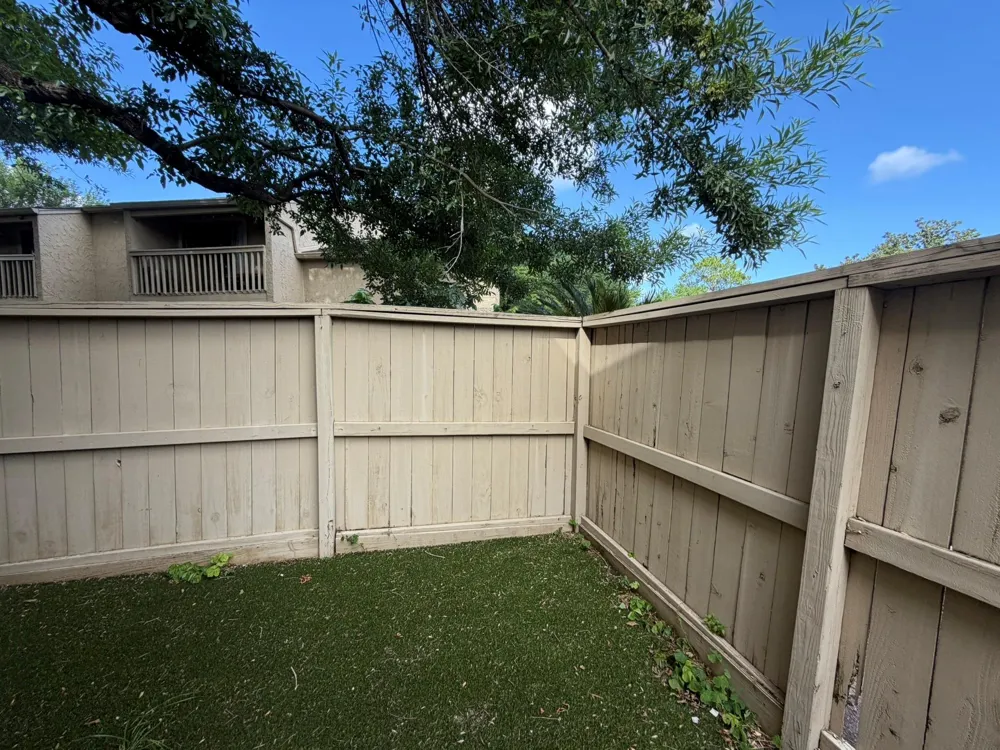 9333 Pagewood Lane Houston, TX 77063