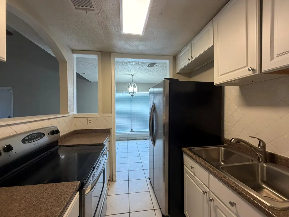 9333 Pagewood Lane Houston, TX 77063
