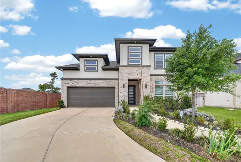 1303 Willow Walk Drive
