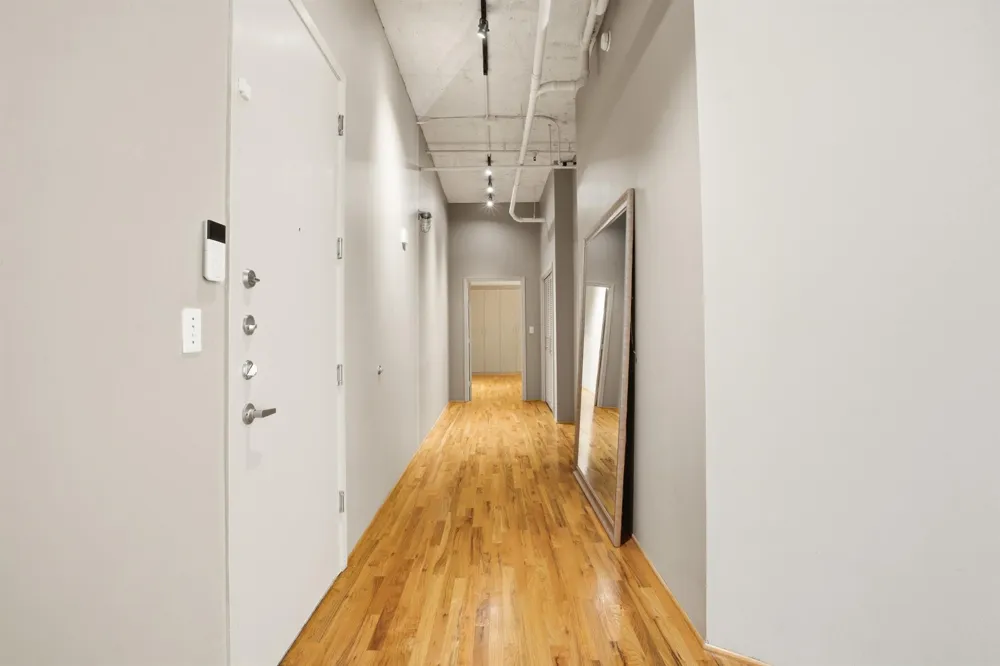 705 Main Street #209 Houston, TX 77002