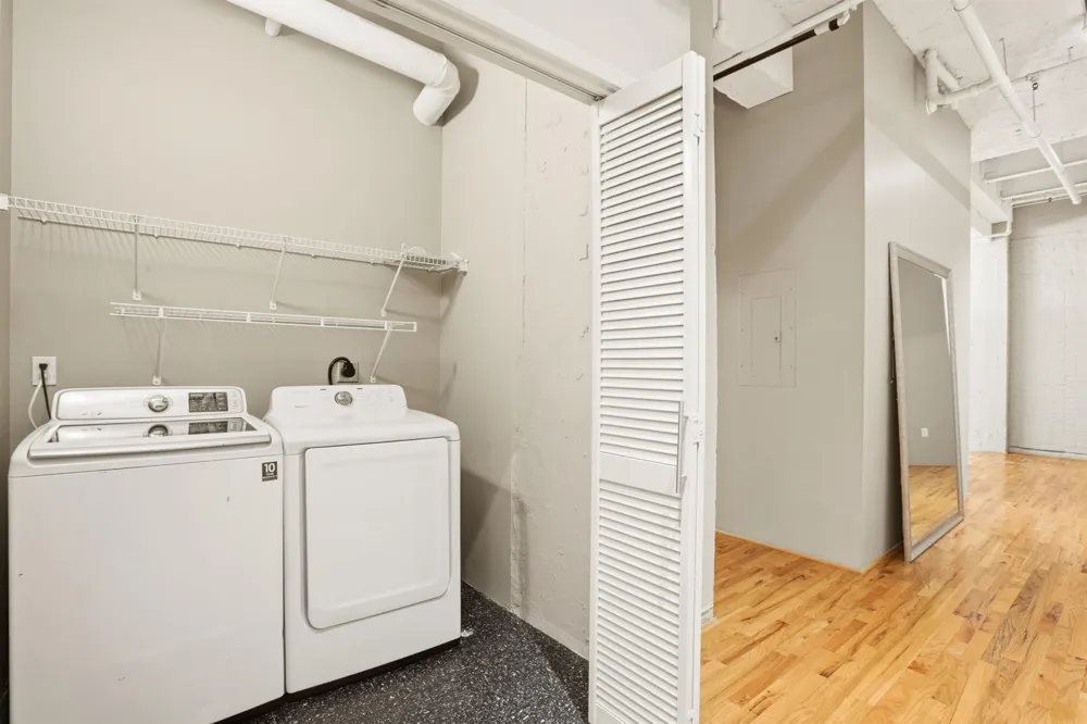705 Main Street #209 Houston, TX 77002