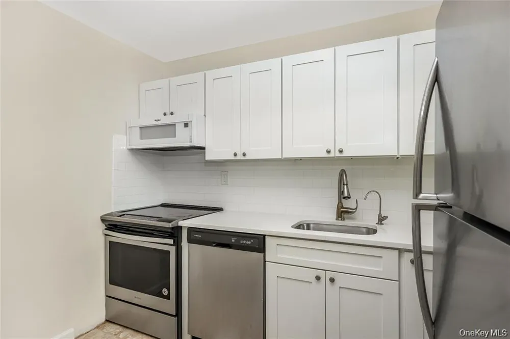 2 Richmond Road #6M Lido Beach, NY 11561