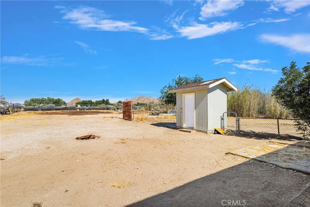 10650 Trade Post Lucerne Valley, CA 92356