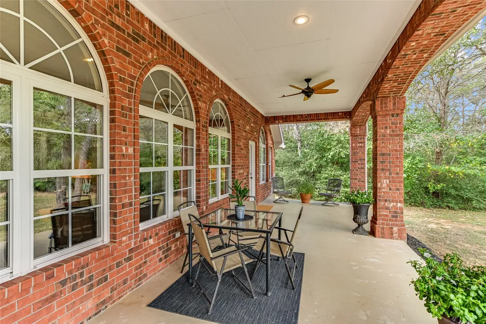 741 Knobbs Road McDade, TX 78650