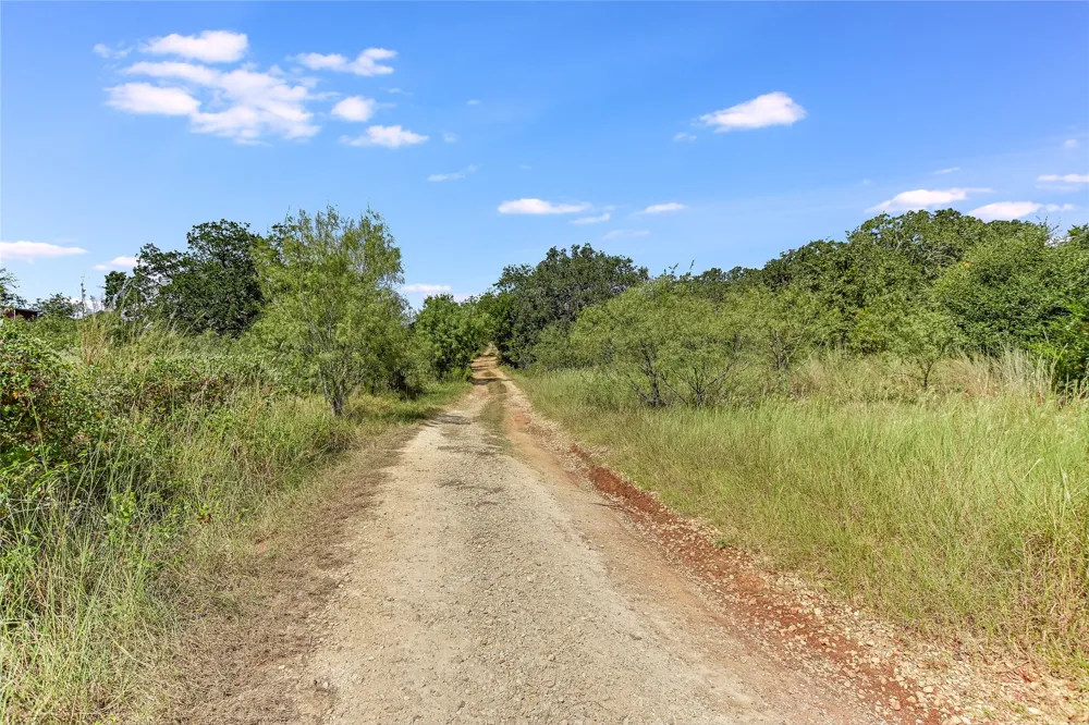 741 Knobbs Road McDade, TX 78650