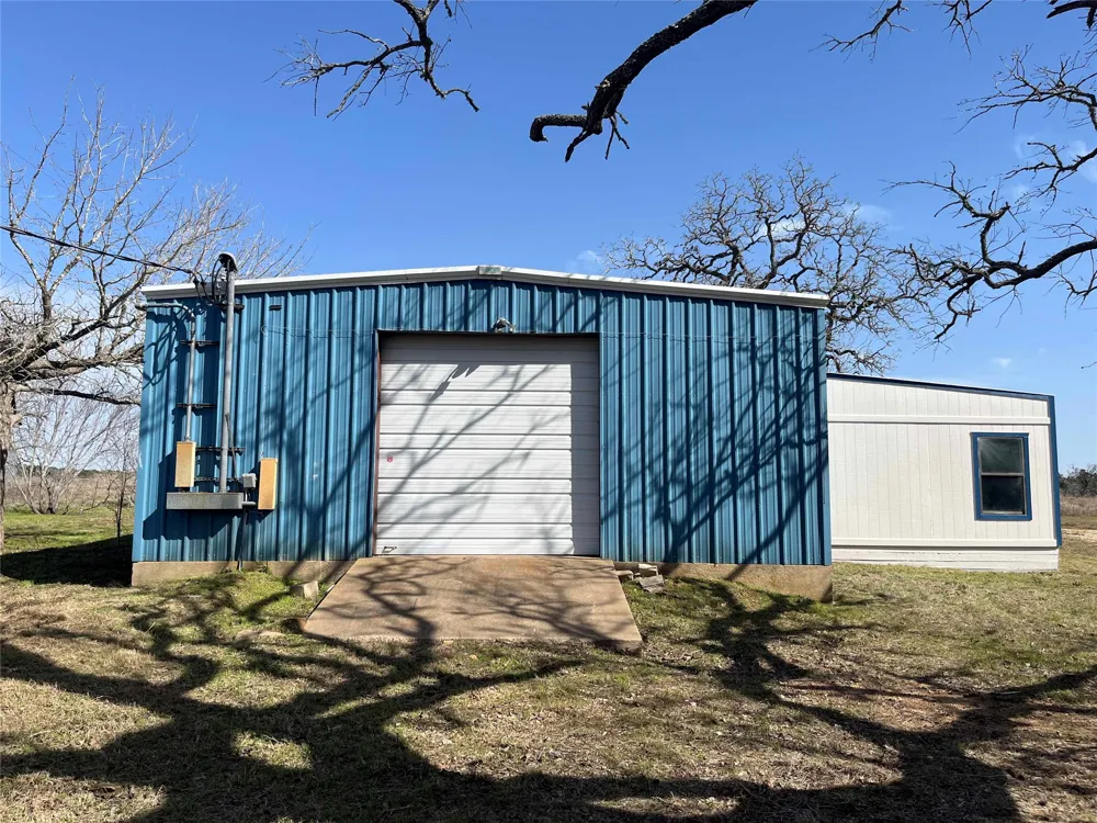 741 Knobbs Road McDade, TX 78650
