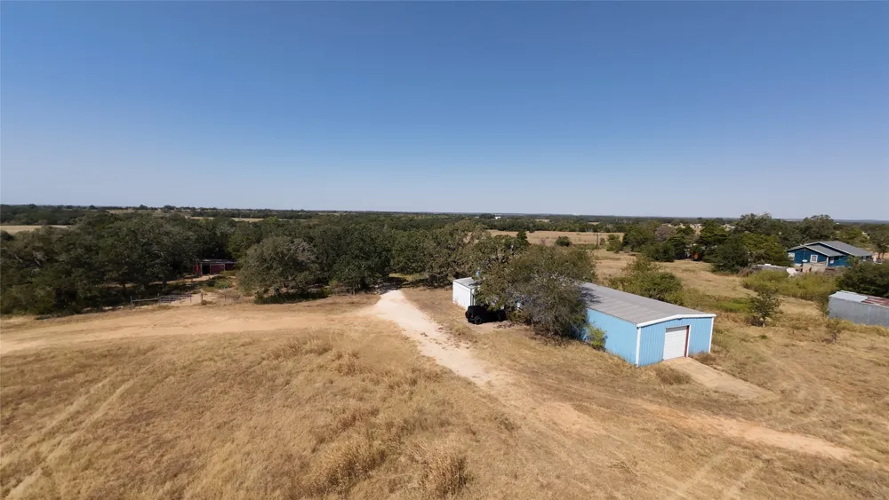 741 Knobbs Road McDade, TX 78650