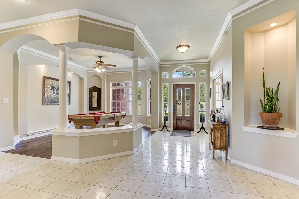 741 Knobbs Road McDade, TX 78650