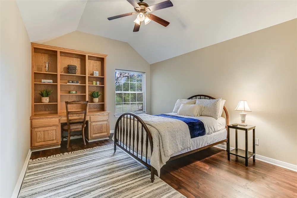 741 Knobbs Road McDade, TX 78650