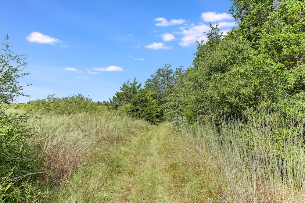 741 Knobbs Road McDade, TX 78650