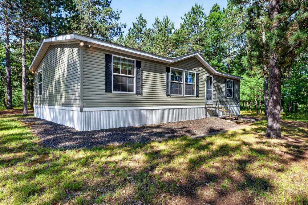 3307 State Road 77 Danbury, WI 54830