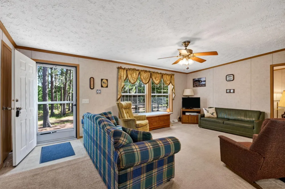 3307 State Road 77 Danbury, WI 54830