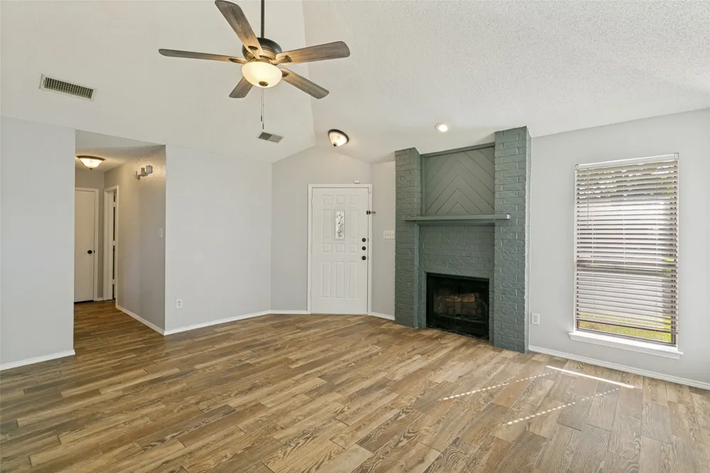 1103 Appleton Drive Mansfield, TX 76063