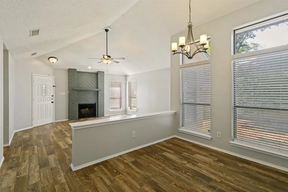 1103 Appleton Drive Mansfield, TX 76063