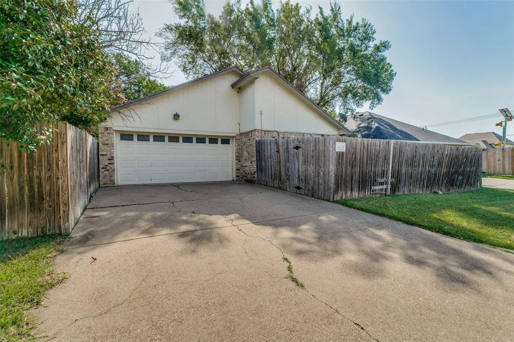 1103 Appleton Drive Mansfield, TX 76063