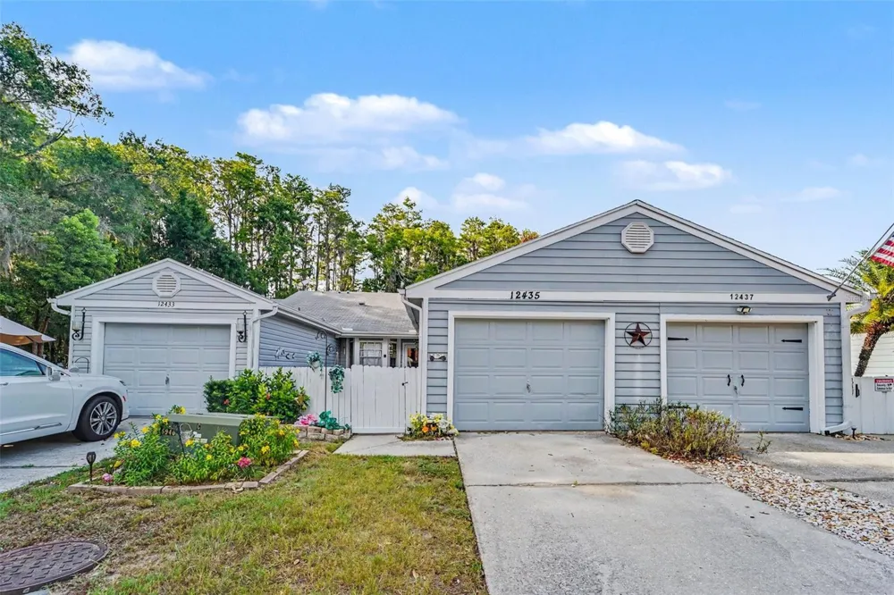 12435 KNOLLBROOK LANE Hudson, FL 34669
