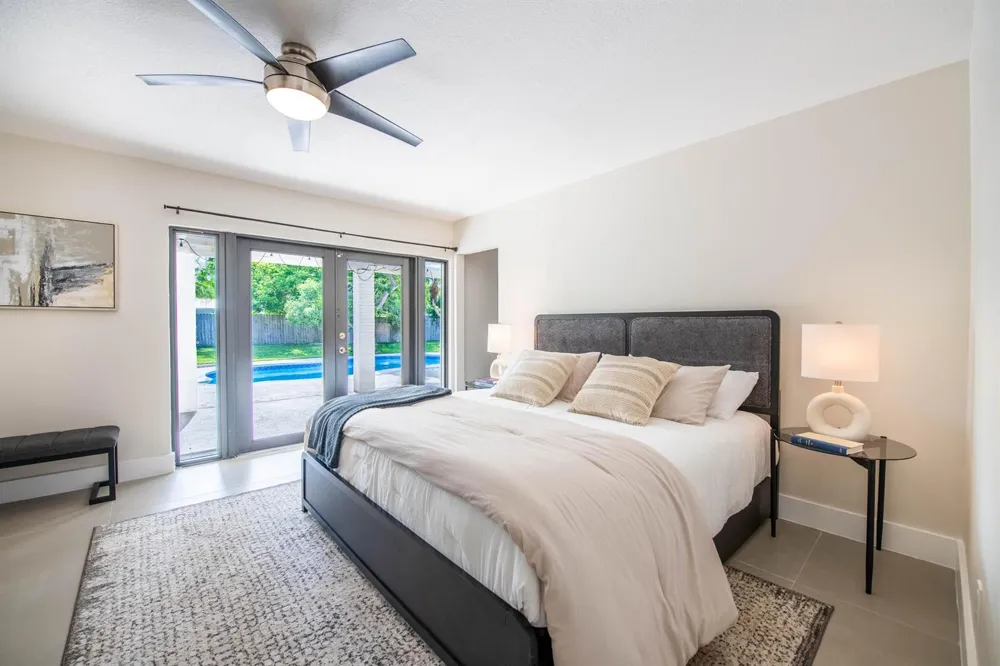 16670 SW 90th Avenue Palmetto Bay, FL 33157