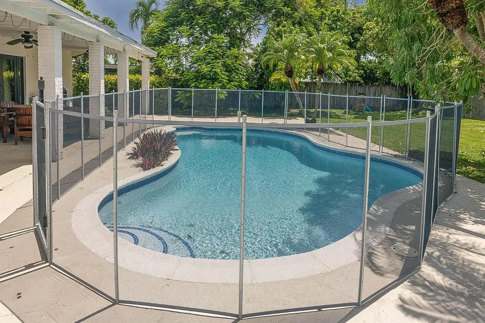 16670 SW 90th Avenue Palmetto Bay, FL 33157