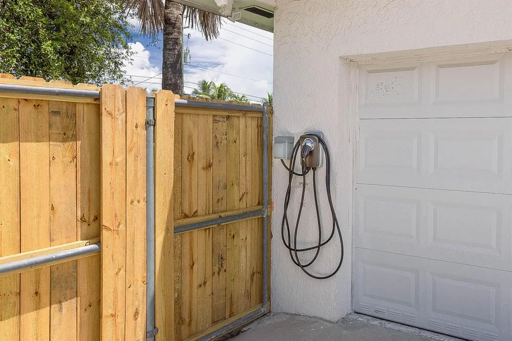 16670 SW 90th Avenue Palmetto Bay, FL 33157