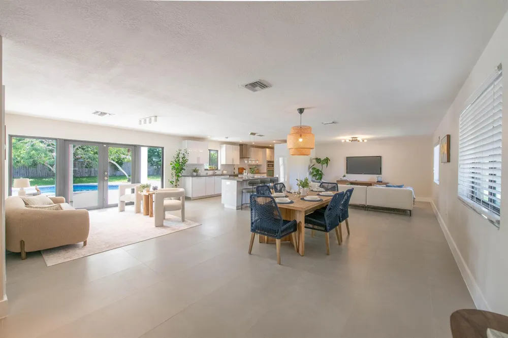 16670 SW 90th Avenue Palmetto Bay, FL 33157
