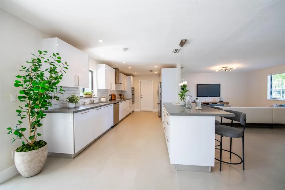 16670 SW 90th Avenue Palmetto Bay, FL 33157