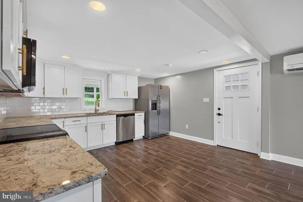 577 POND AVENUE Stanley, VA 22851