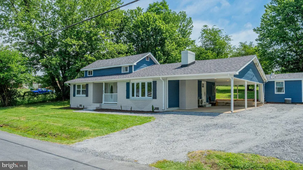 577 POND AVENUE Stanley, VA 22851