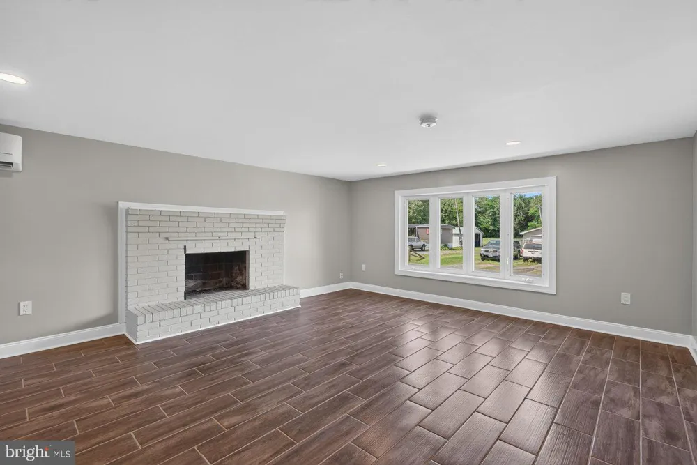 577 POND AVENUE Stanley, VA 22851